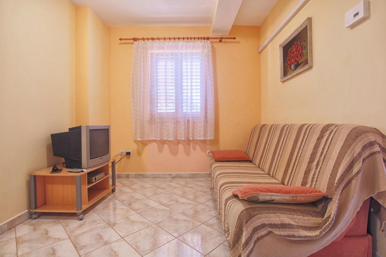 Mladen Apartman Medulin Kültér fotó