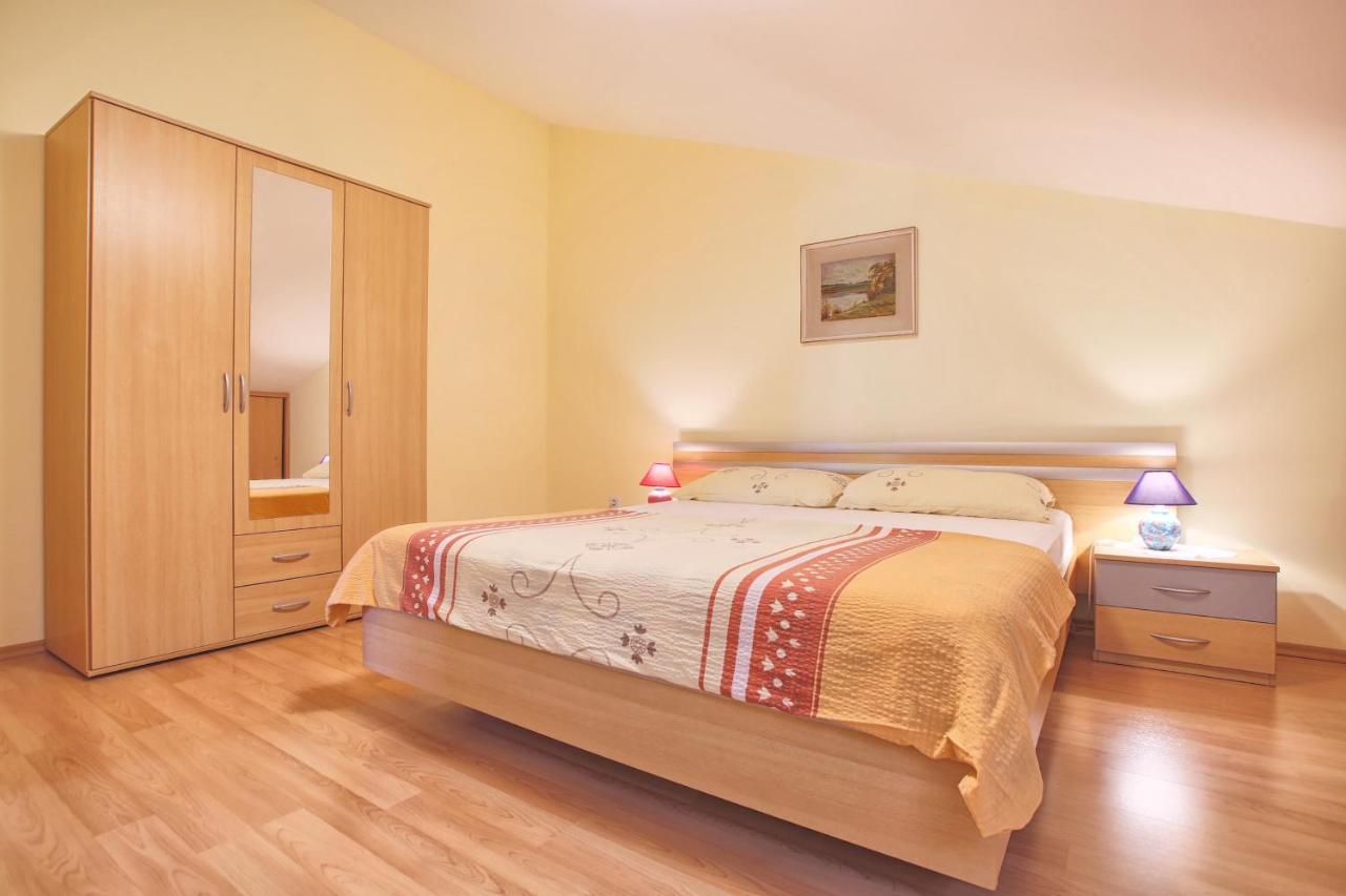 Mladen Apartman Medulin Kültér fotó